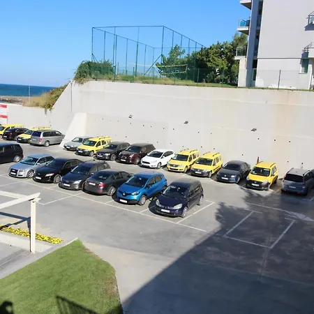 Paradiso 'в' 408 Private Apartment