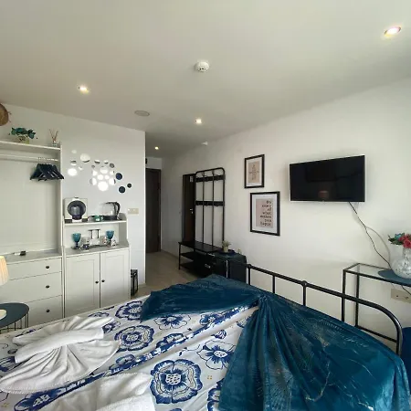 Paradiso 'в' 408 Private Apartamento