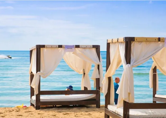 Paradiso 'в' 408 Private * Nessebar